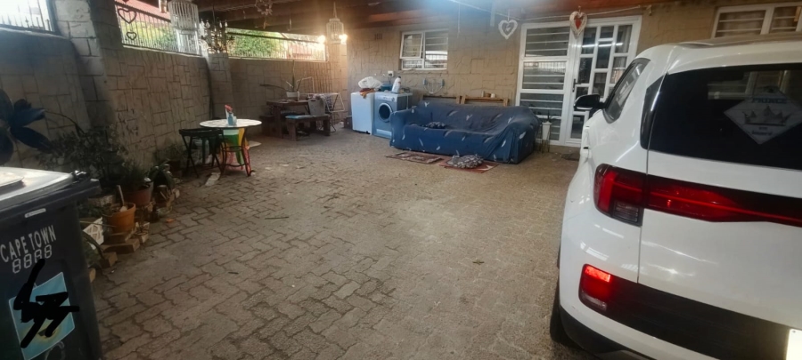 3 Bedroom Property for Sale in Portlands Western Cape